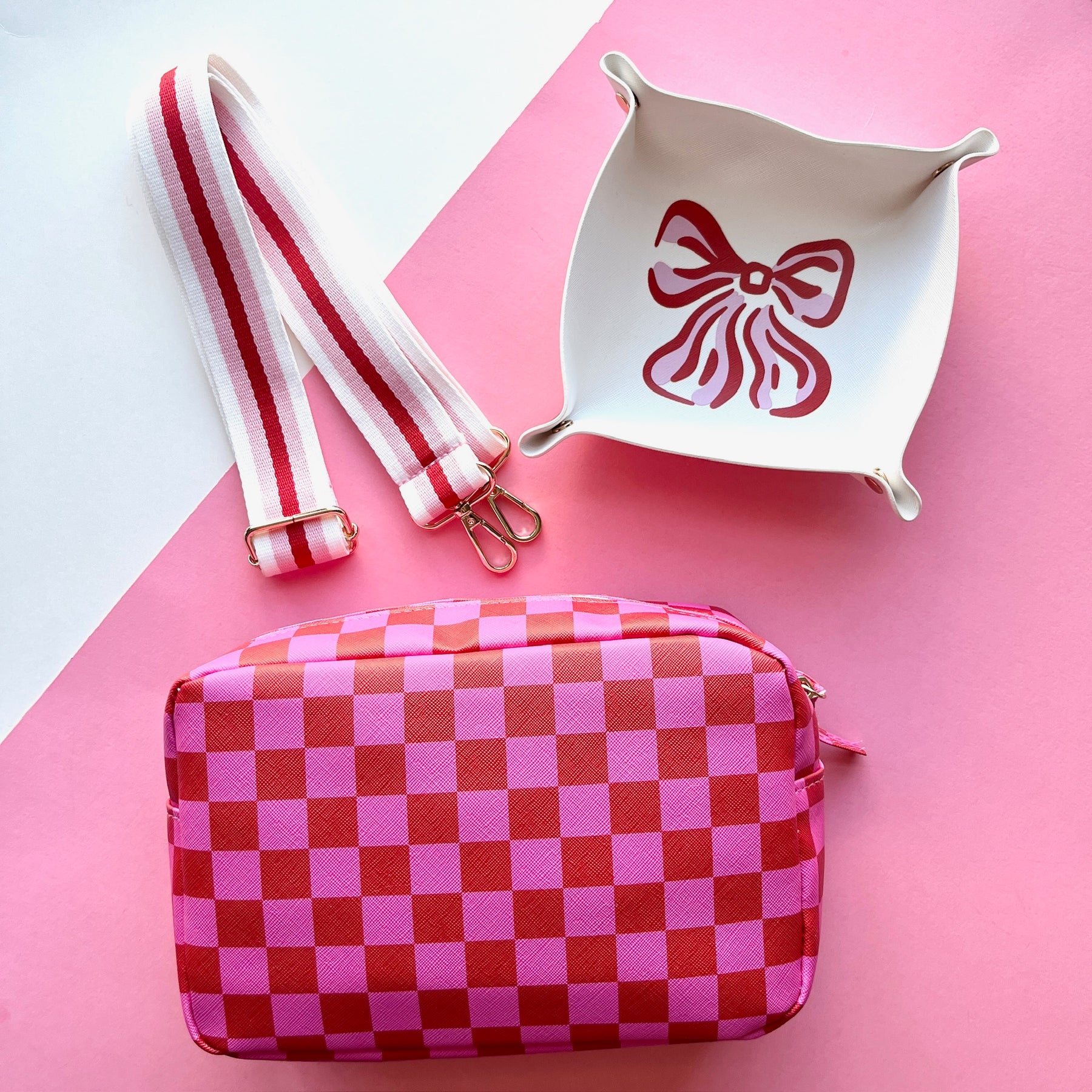 Pink & Red Checkered | Leatherette Cosmetic Bag