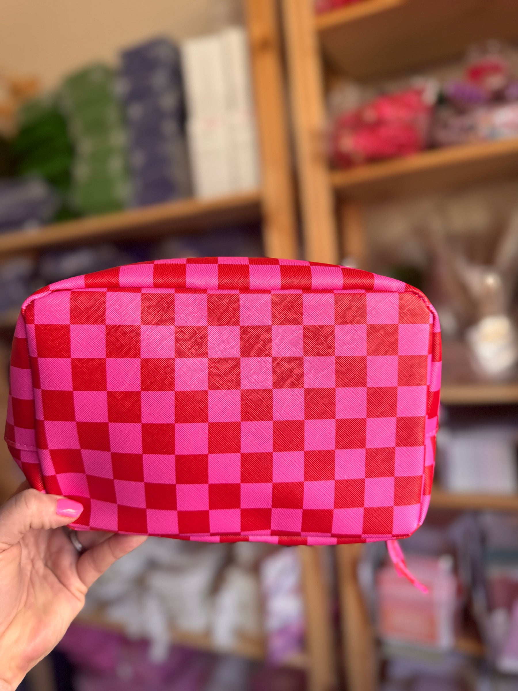 Checkered Makeup Pouch | Case of 10 | Bulk Wholesale